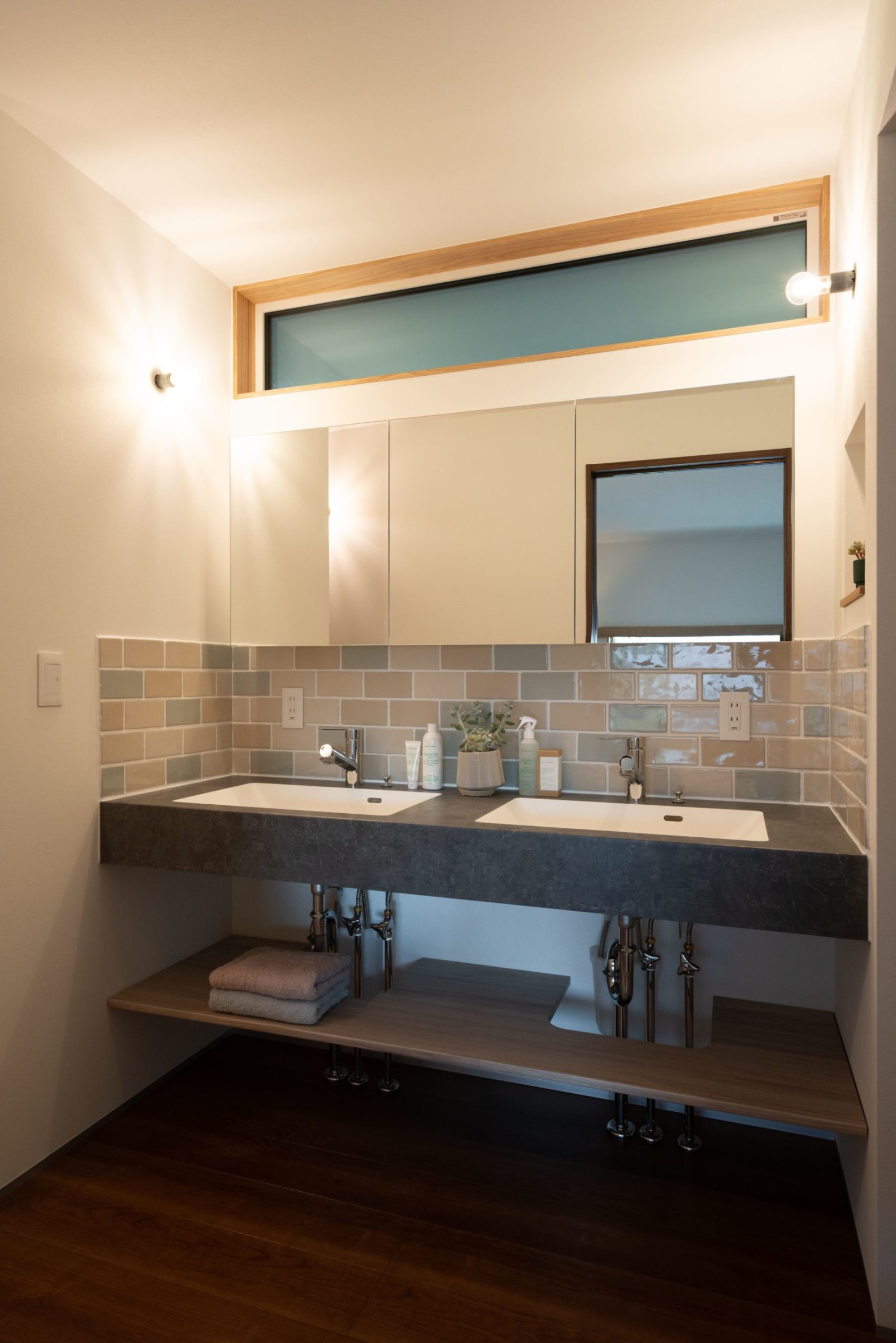 Partager  – 思いあいに触れて 自然とうるおう暮らし – | 注文住宅(新築一戸建て)_ | RAKUYAの平屋｜那須塩原の高気密・高断熱の家那須塩原で平屋を建てるならRAKUYA。ジョイ・コス採用の超高気密・高断熱で一年中快適。設計×収納で“暮らしを楽にする”住まいをご提案。