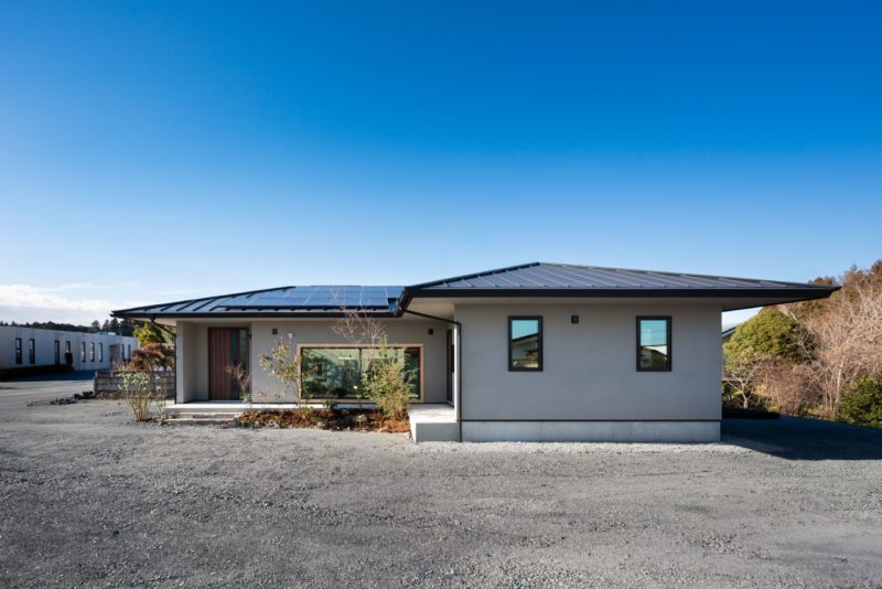 Partager  – 思いあいに触れて 自然とうるおう暮らし – | 注文住宅(新築一戸建て)_ | RAKUYAの平屋｜那須塩原の高気密・高断熱の家那須塩原で平屋を建てるならRAKUYA。ジョイ・コス採用の超高気密・高断熱で一年中快適。設計×収納で“暮らしを楽にする”住まいをご提案。