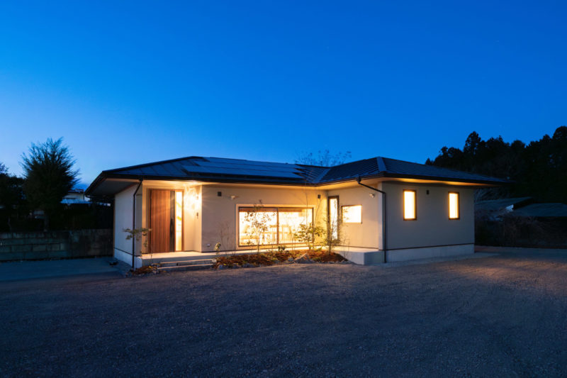 Partager  – 思いあいに触れて 自然とうるおう暮らし – | 注文住宅(新築一戸建て)_ | RAKUYAの平屋｜那須塩原の高気密・高断熱の家那須塩原で平屋を建てるならRAKUYA。ジョイ・コス採用の超高気密・高断熱で一年中快適。設計×収納で“暮らしを楽にする”住まいをご提案。