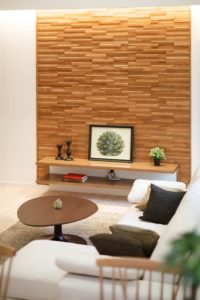 『那須の大地にとけこむ家。』（リビング／注文住宅）｜RAKUYAの平屋｜那須塩原の高気密・高断熱の家那須塩原で平屋ならRAKUYA。ジョイ・コス採用の超高気密・高断熱で一年中快適。設計×収納で「暮らしを楽にする住まい。」