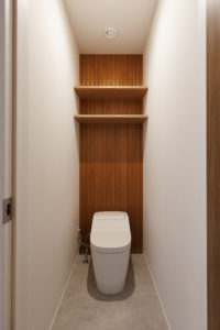 various-色々な時間 いろいろな暮らし空間のある住まい-（洗面・浴室・トイレ／注文住宅）｜RAKUYAの平屋｜那須塩原の高気密・高断熱の家那須塩原で平屋ならRAKUYA。ジョイ・コス採用の超高気密・高断熱で一年中快適。設計×収納で「暮らしを楽にする住まい。」